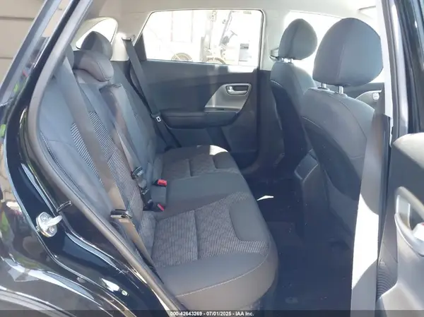 KNDCB3LC4J5210314 2018 KIA NIRO - Image 8