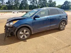 KNDCB3LC4J5211124 2018 KIA NIRO