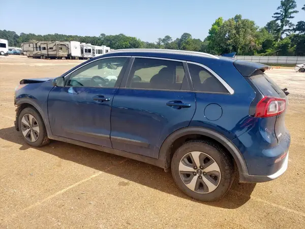 KNDCB3LC4J5211124 2018 KIA NIRO - Image 2