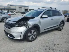 KNDCB3LC4J5212287 2018 KIA NIRO