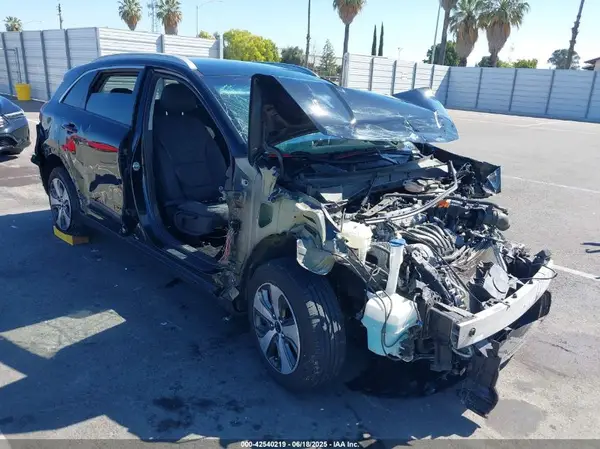 KNDCB3LC4K5219466 2019 KIA NIRO - Image 1