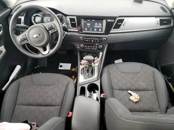 KNDCB3LC4K5219709 2019 KIA NIRO - Image 8