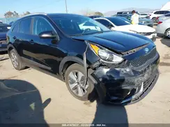 KNDCB3LC4K5241497 2019 KIA NIRO