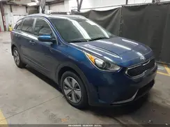 KNDCB3LC4K5242164 2019 KIA NIRO