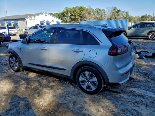 KNDCB3LC4K5244741 2019 KIA NIRO - Image 2