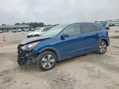 KNDCB3LC4K5244805 2019 KIA NIRO