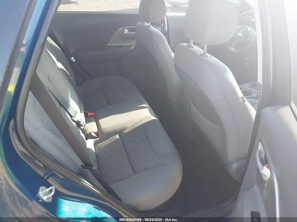KNDCB3LC4K5250684 2019 KIA NIRO - Image 8