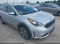 KNDCB3LC4K5257599 2019 KIA NIRO