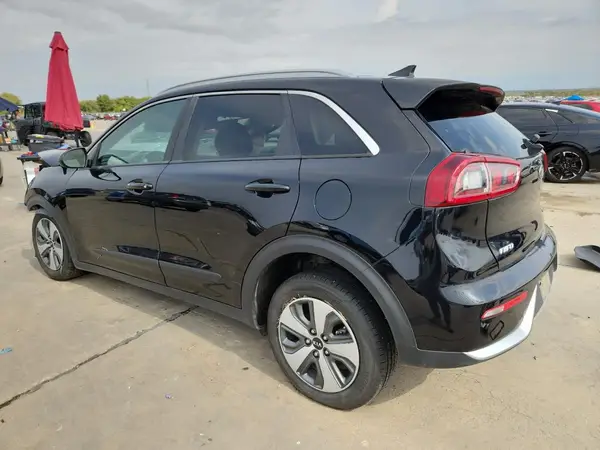 KNDCB3LC4K5266027 2019 KIA NIRO - Image 2