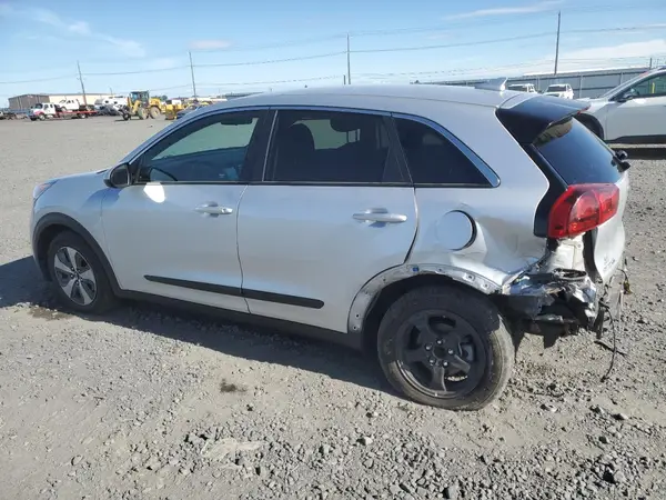 KNDCB3LC4K5274399 2019 KIA NIRO - Image 2