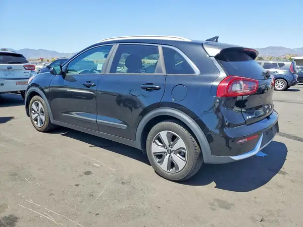 KNDCB3LC4K5275021 2019 KIA NIRO - Image 2