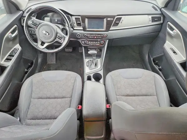 KNDCB3LC4K5283636 2019 KIA NIRO - Image 8