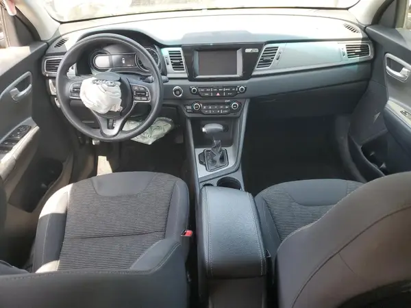 KNDCB3LC4K5299044 2019 KIA NIRO - Image 8
