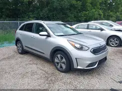 KNDCB3LC4K5330048 2019 KIA NIRO
