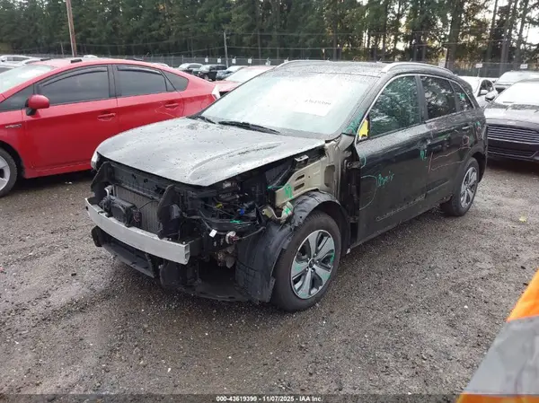 KNDCB3LC4K5343267 2019 KIA NIRO - Image 2