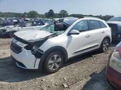 KNDCB3LC4K5347660 2019 KIA NIRO