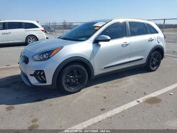 KNDCB3LC4L5361091 2020 KIA NIRO - Image 2