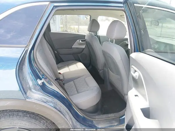 KNDCB3LC4L5361690 2020 KIA NIRO - Image 8