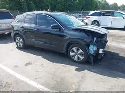 KNDCB3LC4L5362810 2020 KIA NIRO