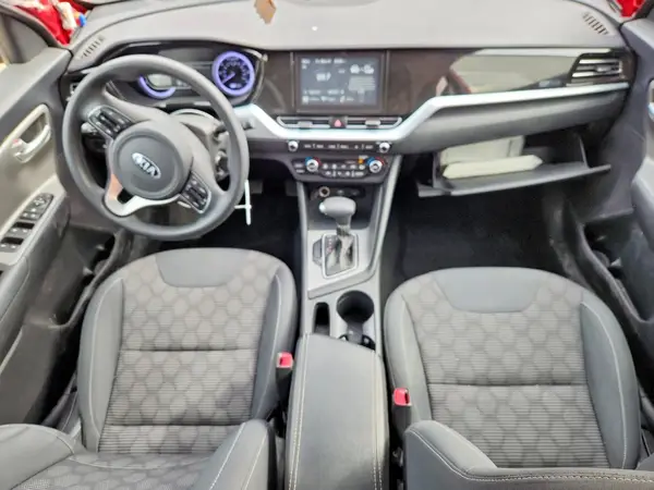KNDCB3LC4L5425243 2020 KIA NIRO - Image 8