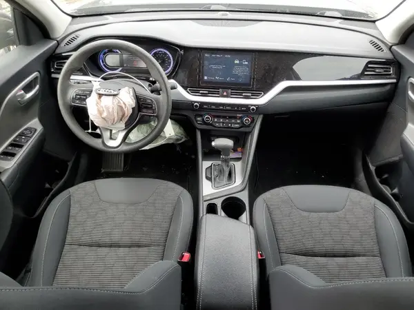 KNDCB3LC4L5447730 2020 KIA NIRO - Image 8