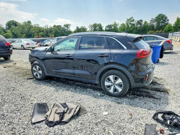 KNDCB3LC4M5486576 2021 KIA NIRO - Image 2