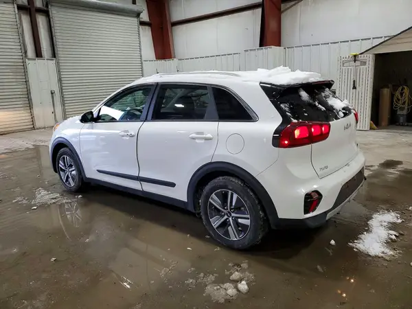 KNDCB3LC4N5510067 2022 KIA NIRO - Image 2