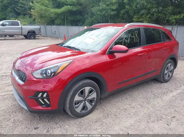 KNDCB3LC4N5541920 2022 KIA NIRO - Image 2