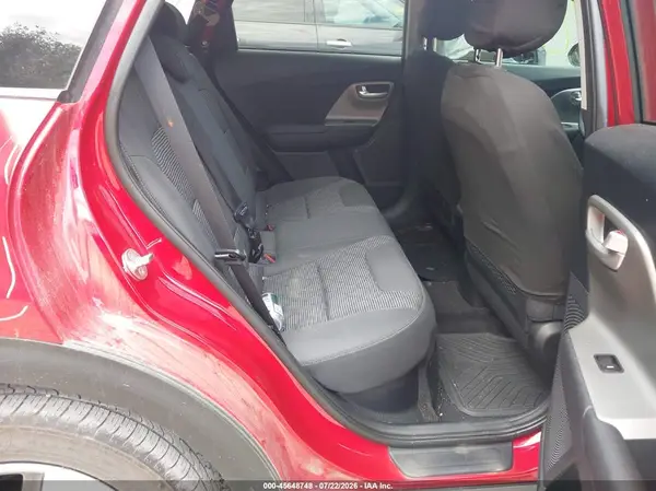 KNDCB3LC4N5541920 2022 KIA NIRO - Image 8
