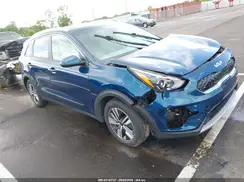 KNDCB3LC4N5545577 2022 KIA NIRO