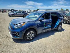 KNDCB3LC4N5548303 2022 KIA NIRO