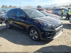 KNDCB3LC4N5548351 2022 KIA NIRO
