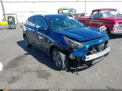 KNDCB3LC4N5549760 2022 KIA NIRO