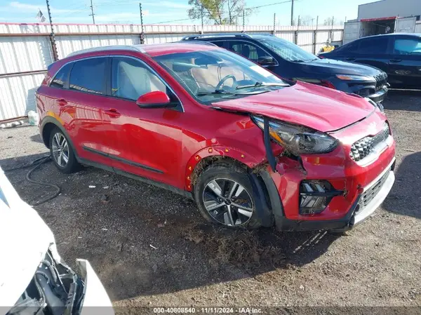 KNDCB3LC4N5549788 2022 KIA NIRO - Image 1