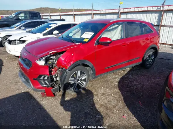 KNDCB3LC4N5549788 2022 KIA NIRO - Image 2