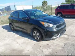 KNDCB3LC5H5047960 2017 KIA NIRO