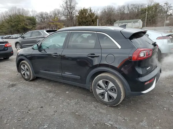KNDCB3LC5H5049367 2017 KIA NIRO - Image 2