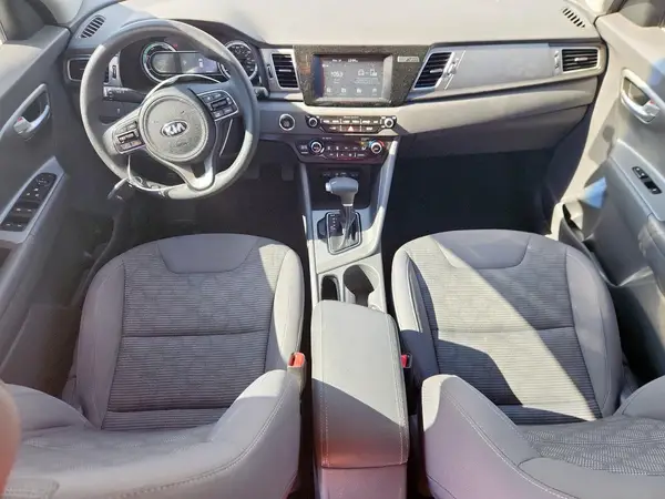 KNDCB3LC5H5053242 2017 KIA NIRO - Image 8