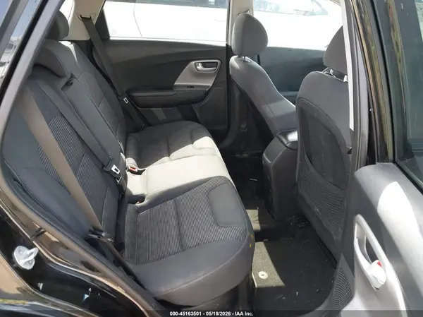 KNDCB3LC5H5055329 2017 KIA NIRO - Image 8