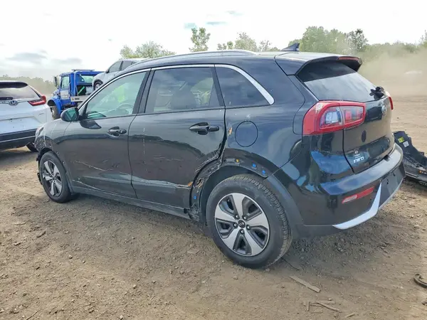 KNDCB3LC5H5055346 2017 KIA NIRO - Image 2