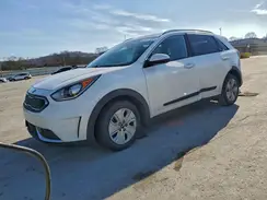 KNDCB3LC5H5072650 2017 KIA NIRO