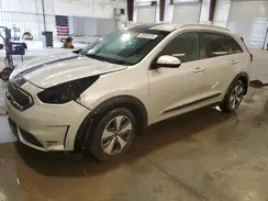 KNDCB3LC5H5077332 2017 KIA NIRO