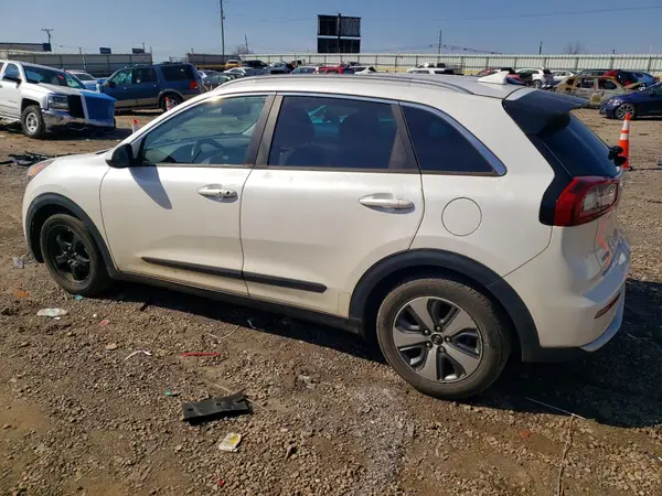 KNDCB3LC5H5081025 2017 KIA NIRO - Image 2