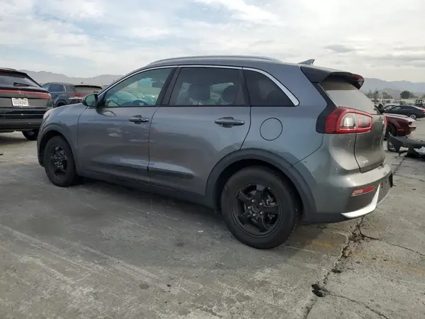 KNDCB3LC5H5085236 2017 KIA NIRO - Image 2