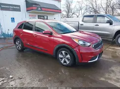 KNDCB3LC5H5097192 2017 KIA NIRO