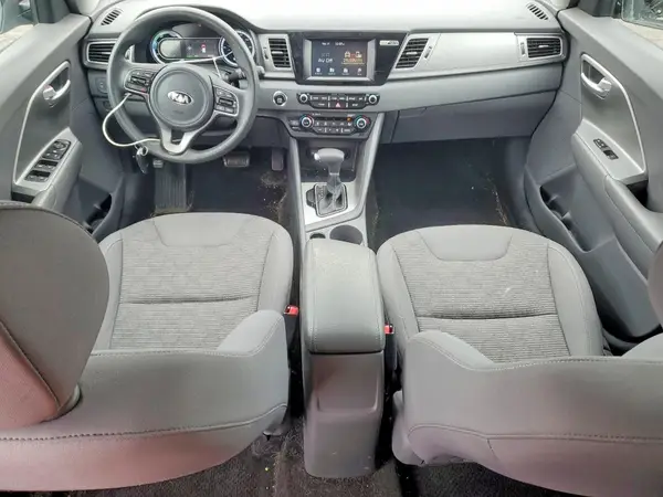 KNDCB3LC5J5120136 2018 KIA NIRO - Image 8