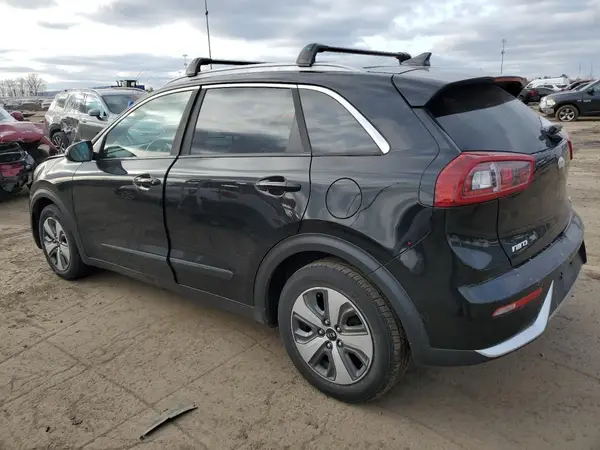 KNDCB3LC5J5126521 2018 KIA NIRO - Image 2
