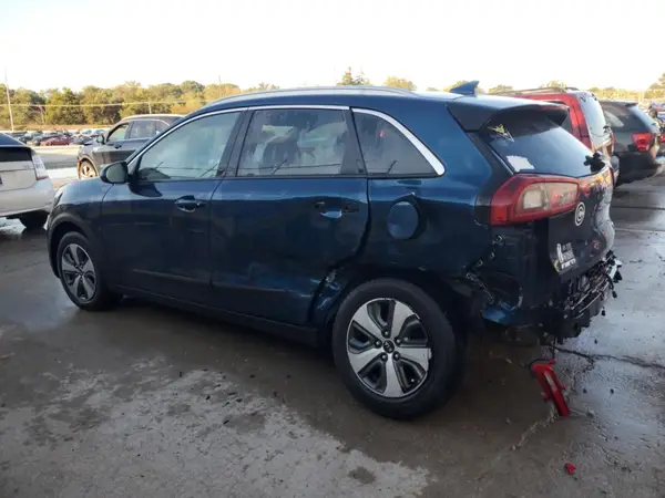 KNDCB3LC5J5151936 2018 KIA NIRO - Image 2