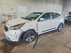 KNDCB3LC5J5155128 2018 KIA NIRO