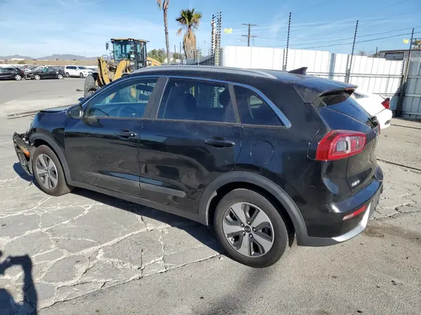 KNDCB3LC5J5162290 2018 KIA NIRO - Image 2